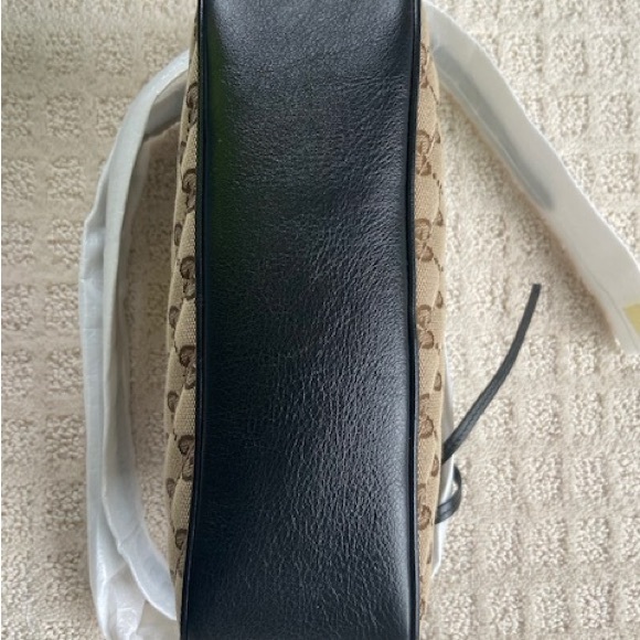 BRAND NEW Gucci GG Marmont Small Shoulder Bag - Picture 7 of 10